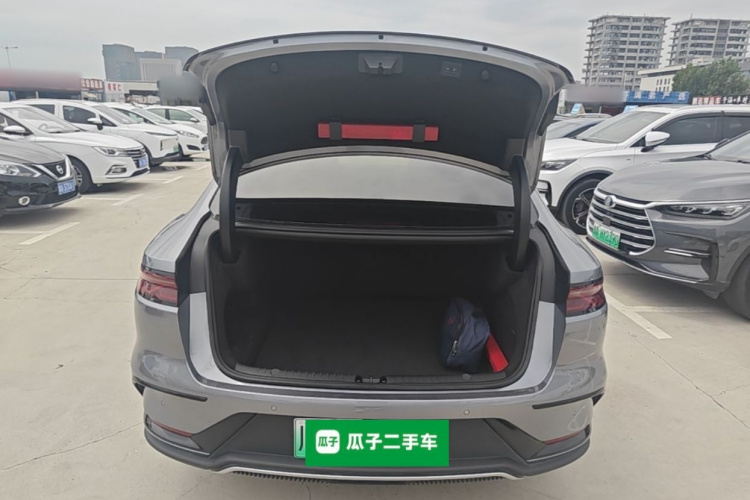 BYD Han 2023 #19 BYD Han 2023 car image #19