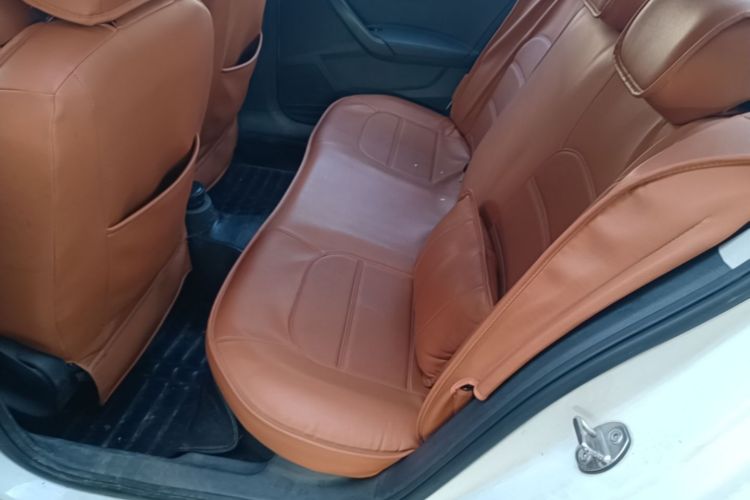 Volkswagen Santana 2016 car image #17