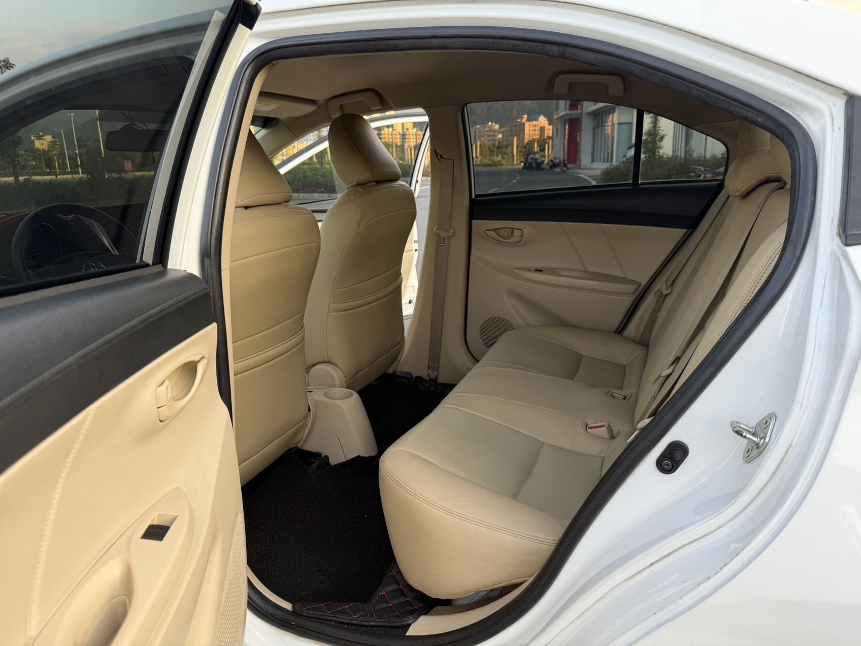 Toyota Vios 2016 imagem de carro #11