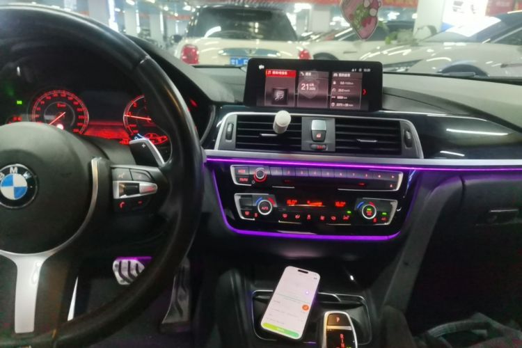 BMW 3 Series 2019 #13 BMW 3 Series 2019 car image #13