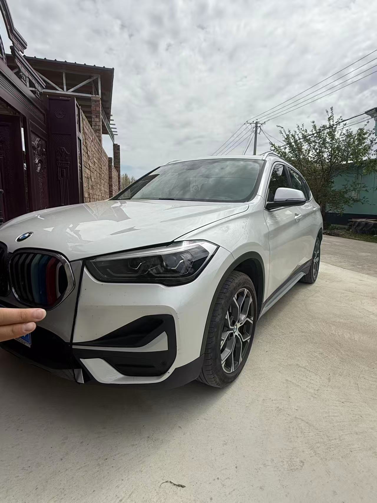 BMW X1 2021 BMW X1 2021 car image