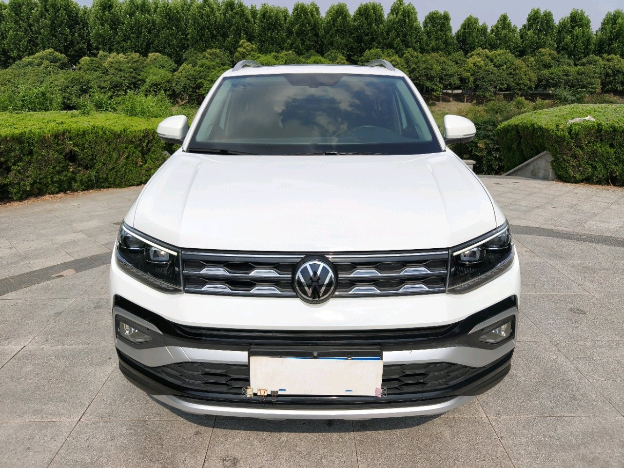 Volkswagen T-Cross 2023 #2 Volkswagen T-Cross 2023 car image #2