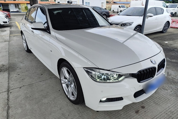 BMW 3 Series 2018 #4 BMW 3 Series 2018 car image #4