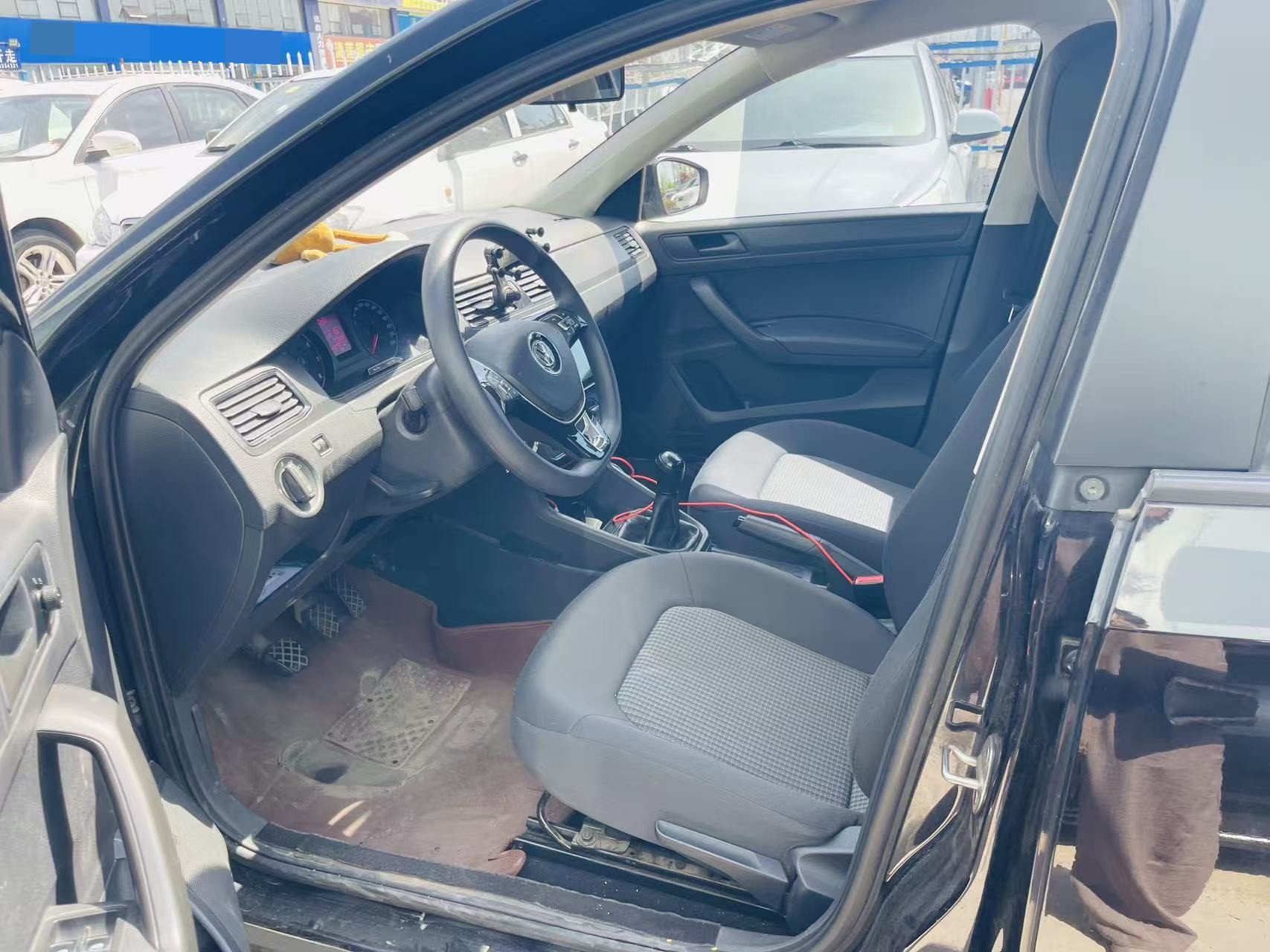 Volkswagen Santana 2021 صورة سيارة #7