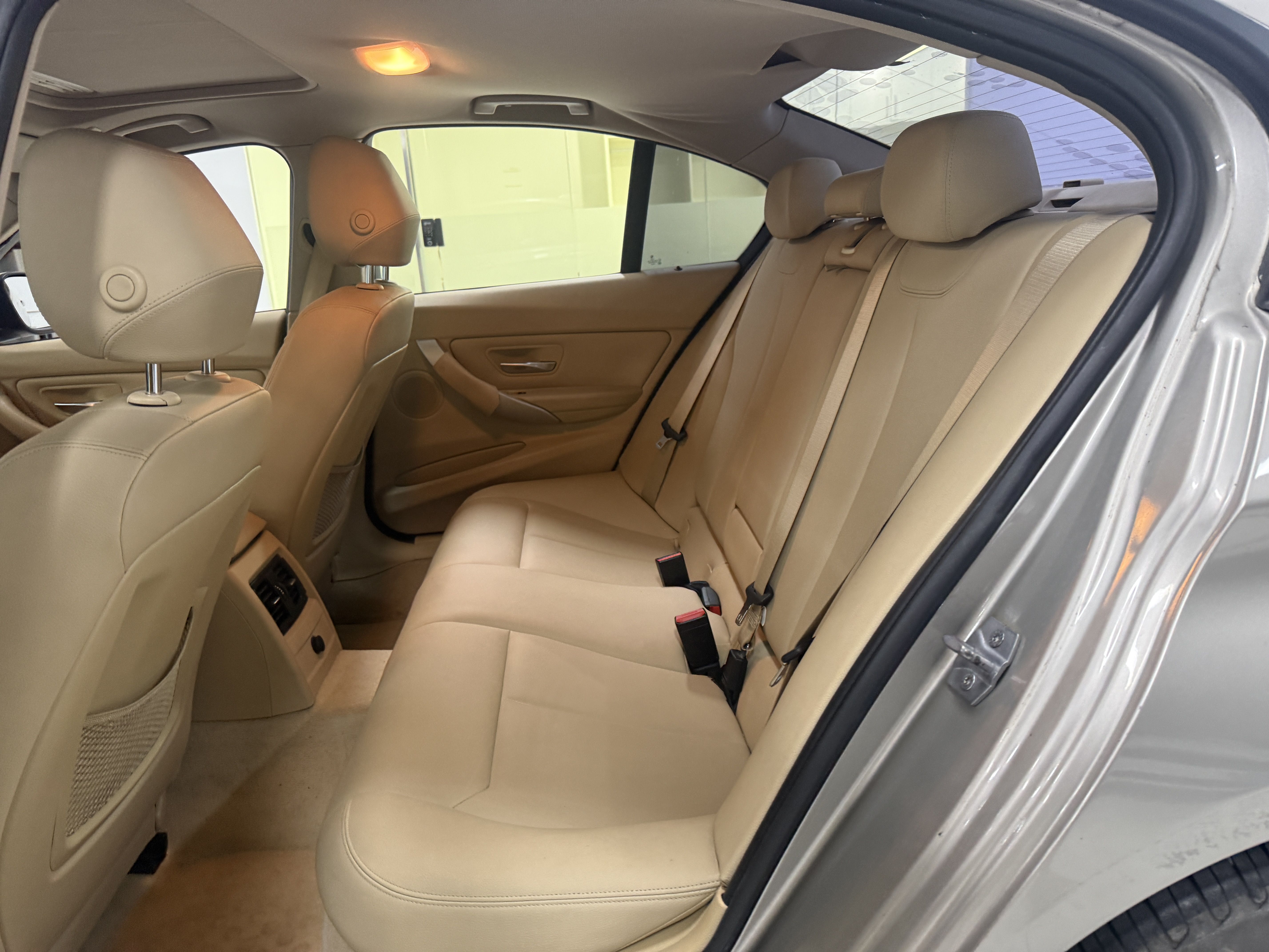 BMW 3 Series 2014 صورة سيارة #9