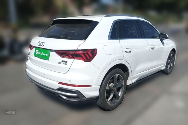Audi Q3 2020 car image #7
