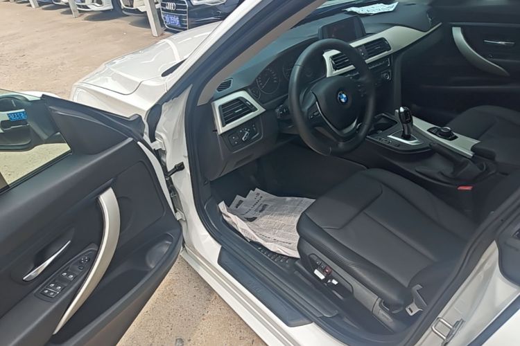 BMW 3 Series GT 2016 car image #16