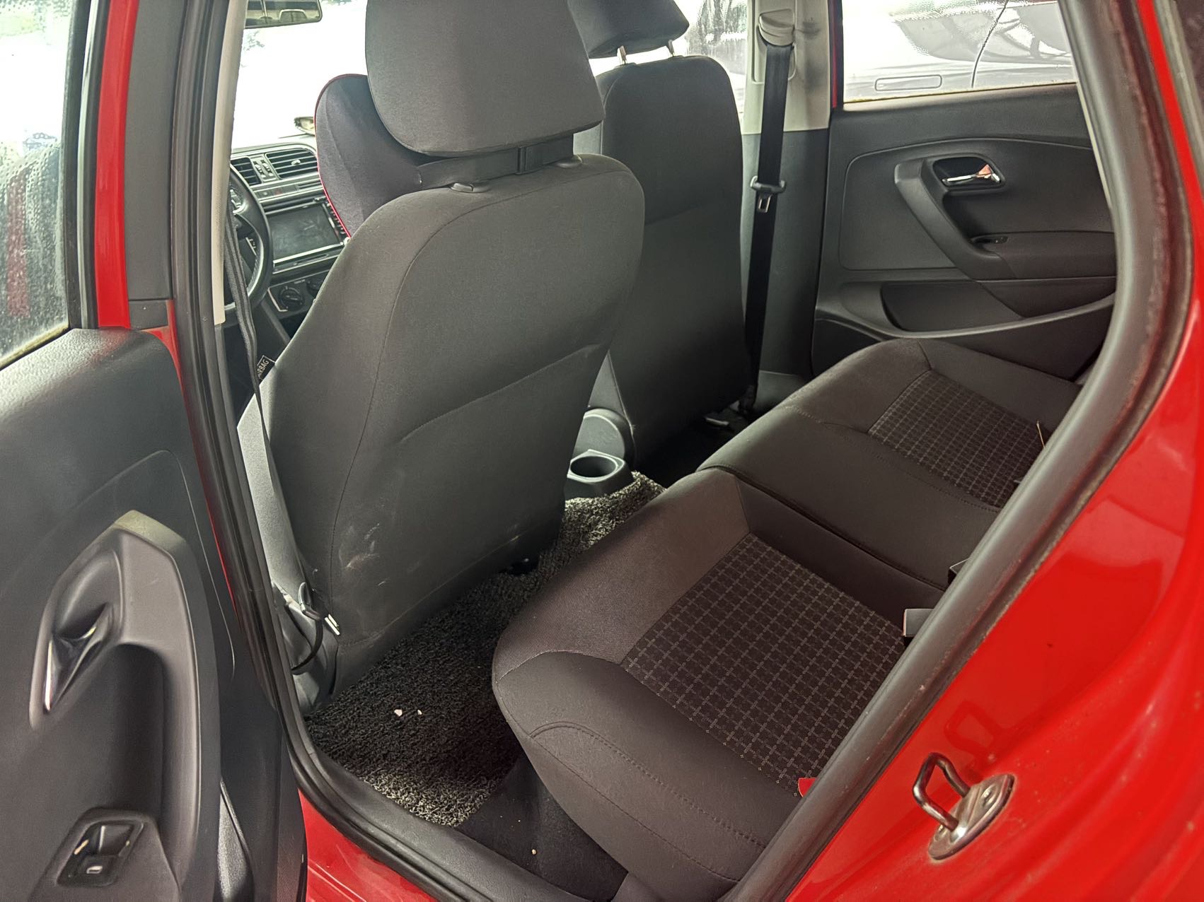 Volkswagen Polo 2016 car image #8