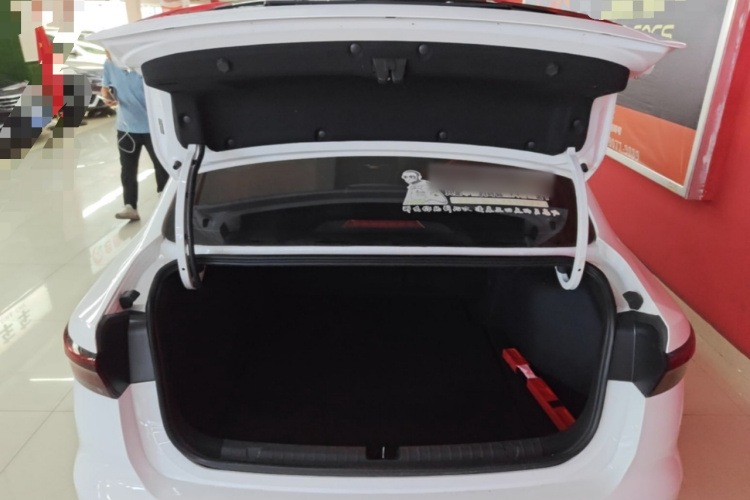 GEELY Emgrand 2023 car image #19