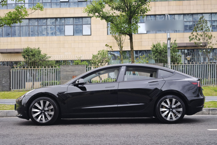 Tesla Model 3 2023 #5 Tesla Model 3 2023 car image #5