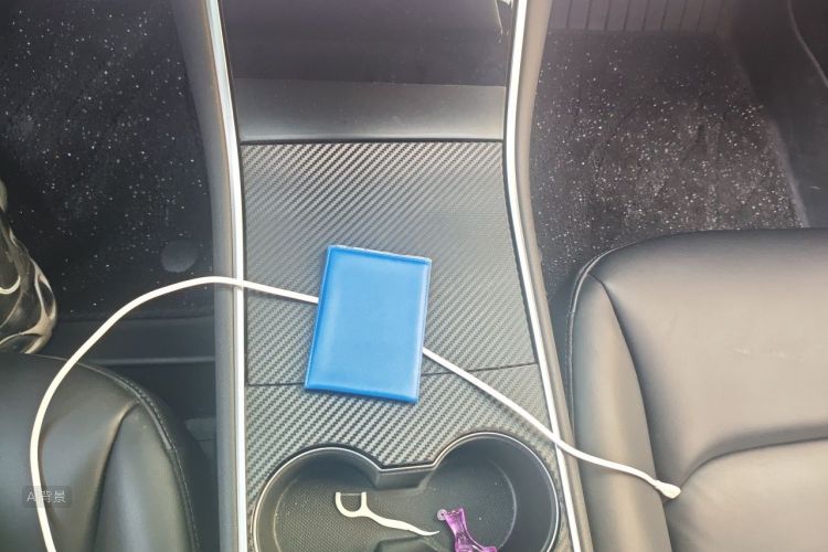Tesla Model 3 2020 #16 Tesla Model 3 2020 صورة سيارة #16