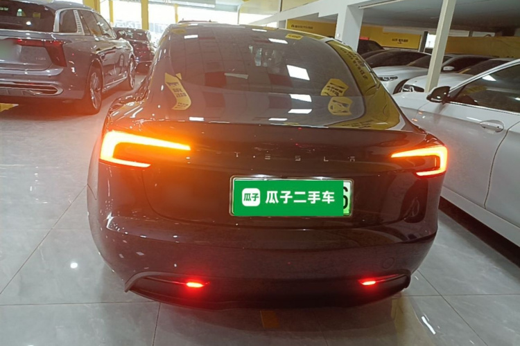 Tesla Model 3 2024 #6 Tesla Model 3 2024 car image #6