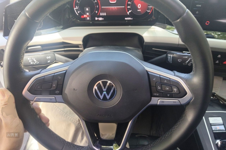 Volkswagen Golf 2022 immagine di auto #12