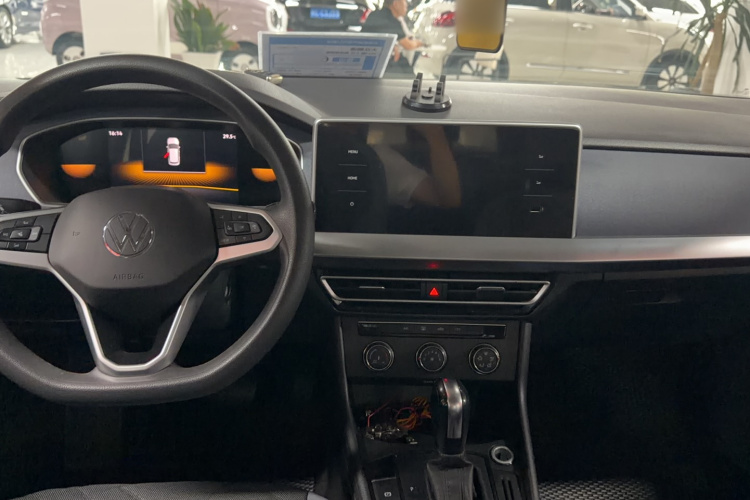 Volkswagen Lavida 2023 car image #11