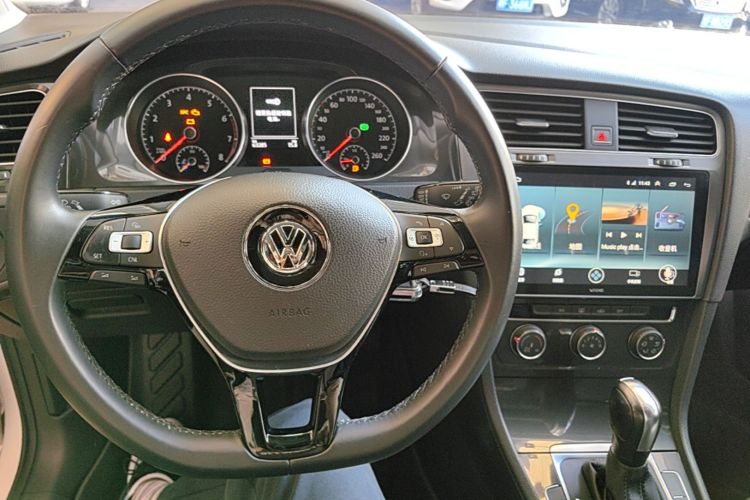 Volkswagen Golf 2018 #11 Volkswagen Golf 2018 car image #11