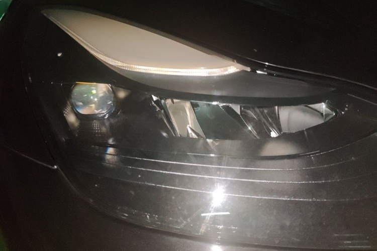 Tesla Model Y 2023 #8 Tesla Model Y 2023 car image #8