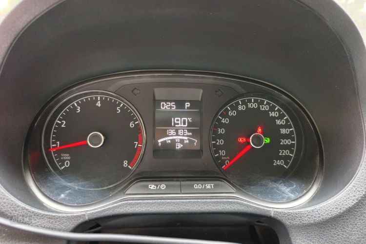 Volkswagen Polo 2019 изображение автомобиля #13