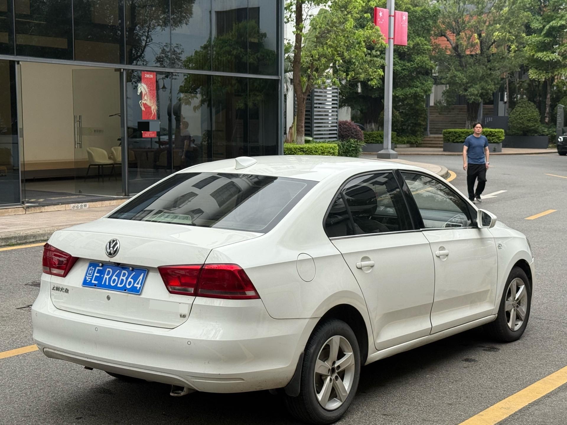 Volkswagen Santana 2015 car image #6