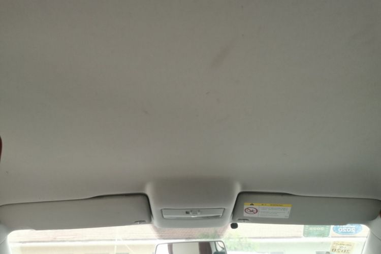 Volkswagen Polo 2016 car image #18