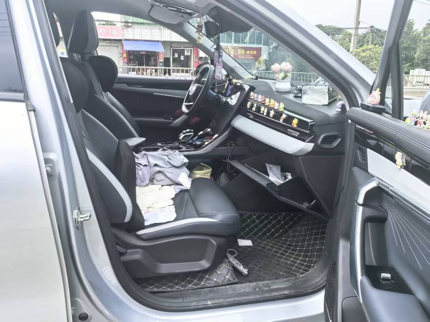 GEELY Boyue L 2024 image de voiture #8
