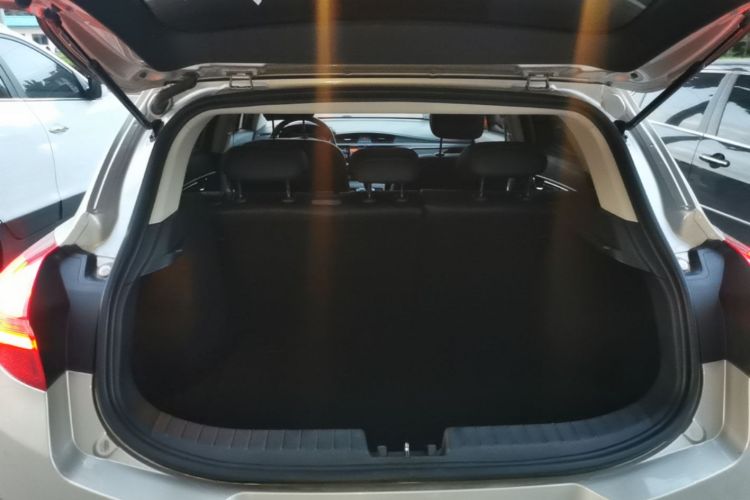 GEELY Emgrand GS 2017 #19 GEELY Emgrand GS 2017 car image #19