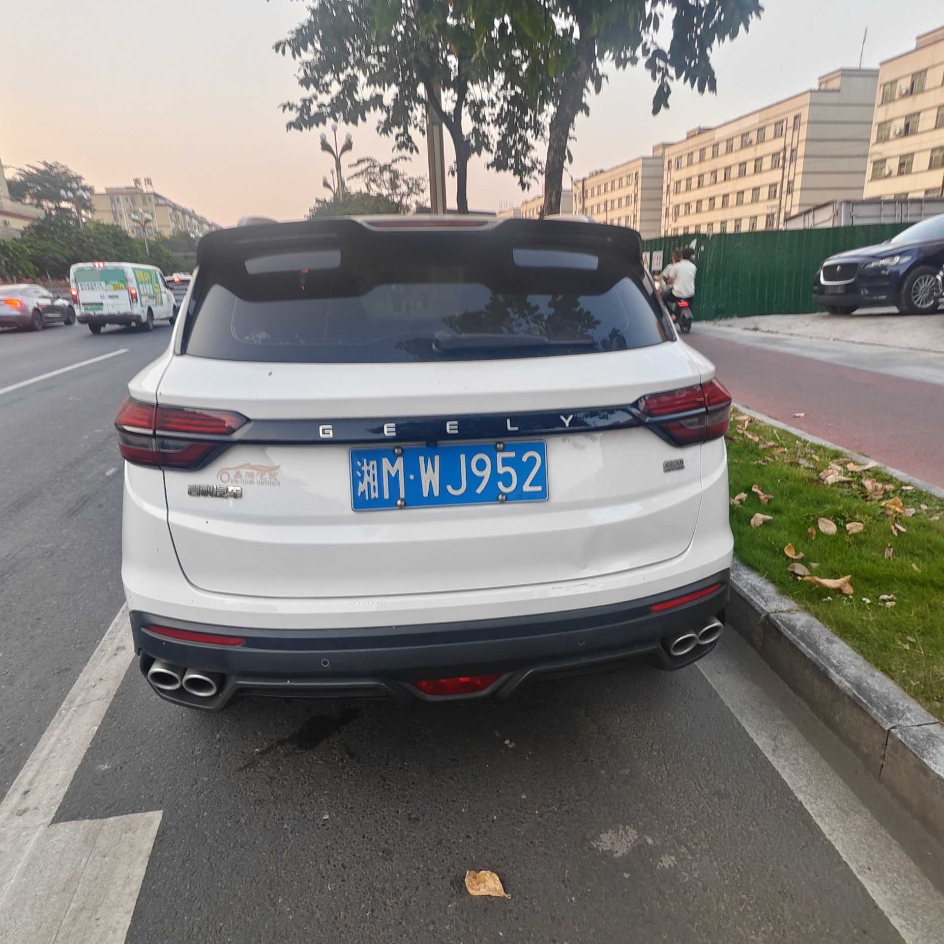 GEELY Coolray 2021 car image #7