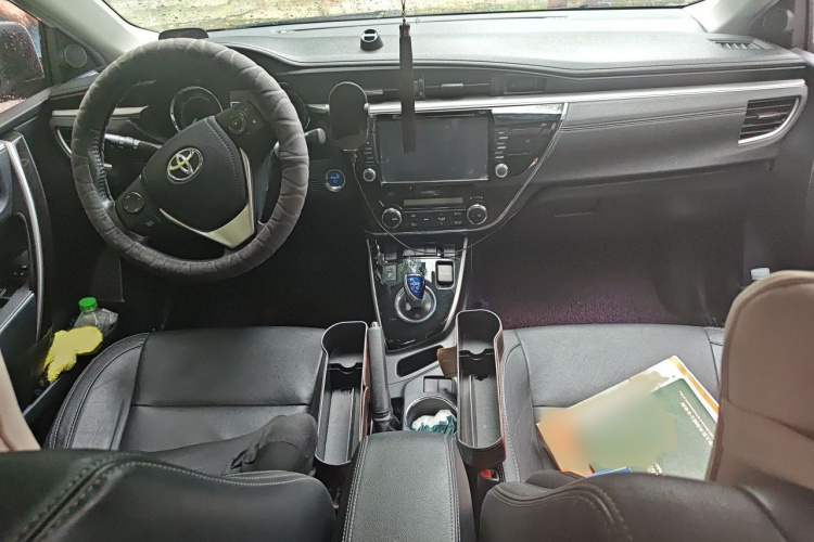 Toyota Corolla 2016 car image #12