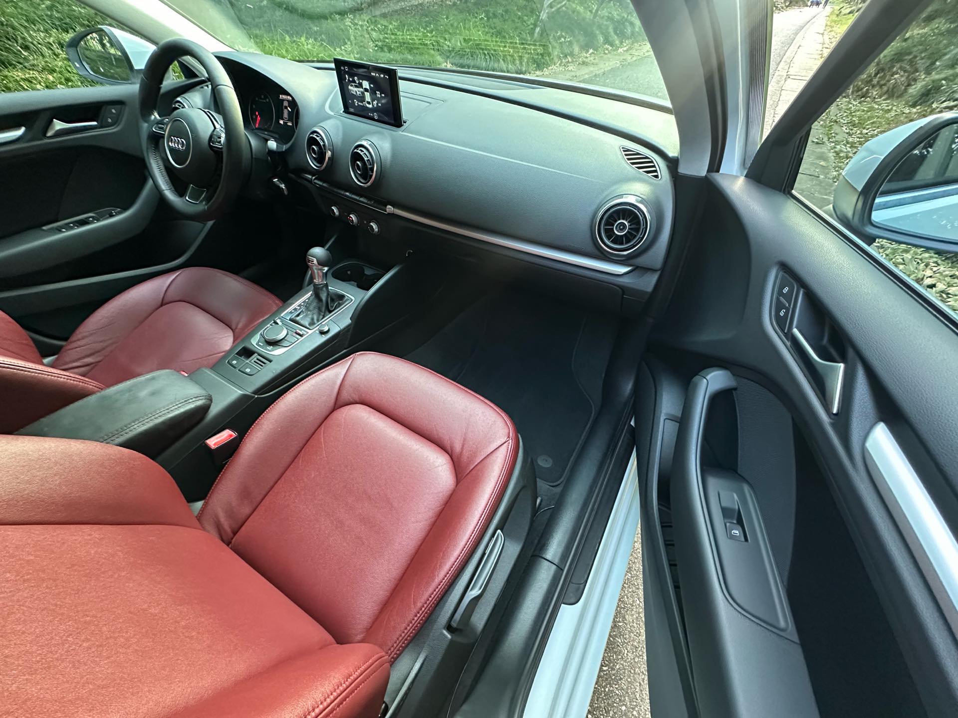 Audi A3 2015 car image #11