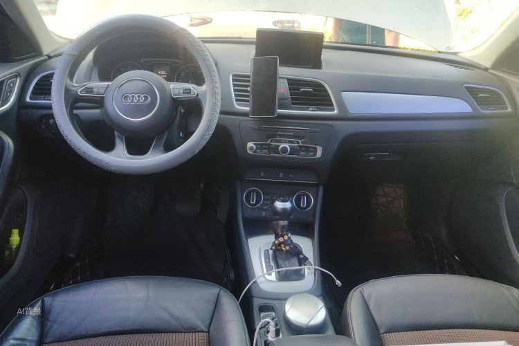 Audi Q3 2018 #11 Audi Q3 2018 car image #11