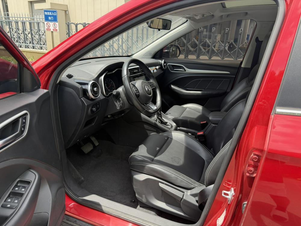 MG ZS 2017 #11 MG ZS 2017 car image #11