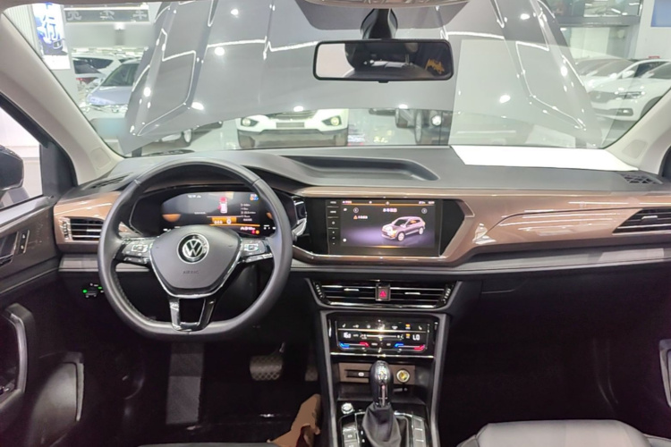 Volkswagen Tharu 2022 #10 Volkswagen Tharu 2022 car image #10