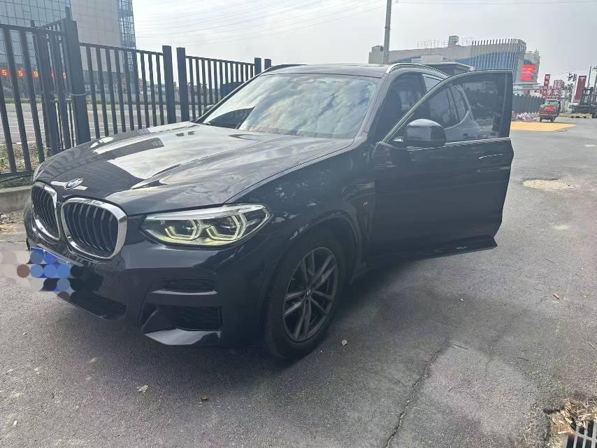 BMW X3 2021 BMW X3 2021 car image