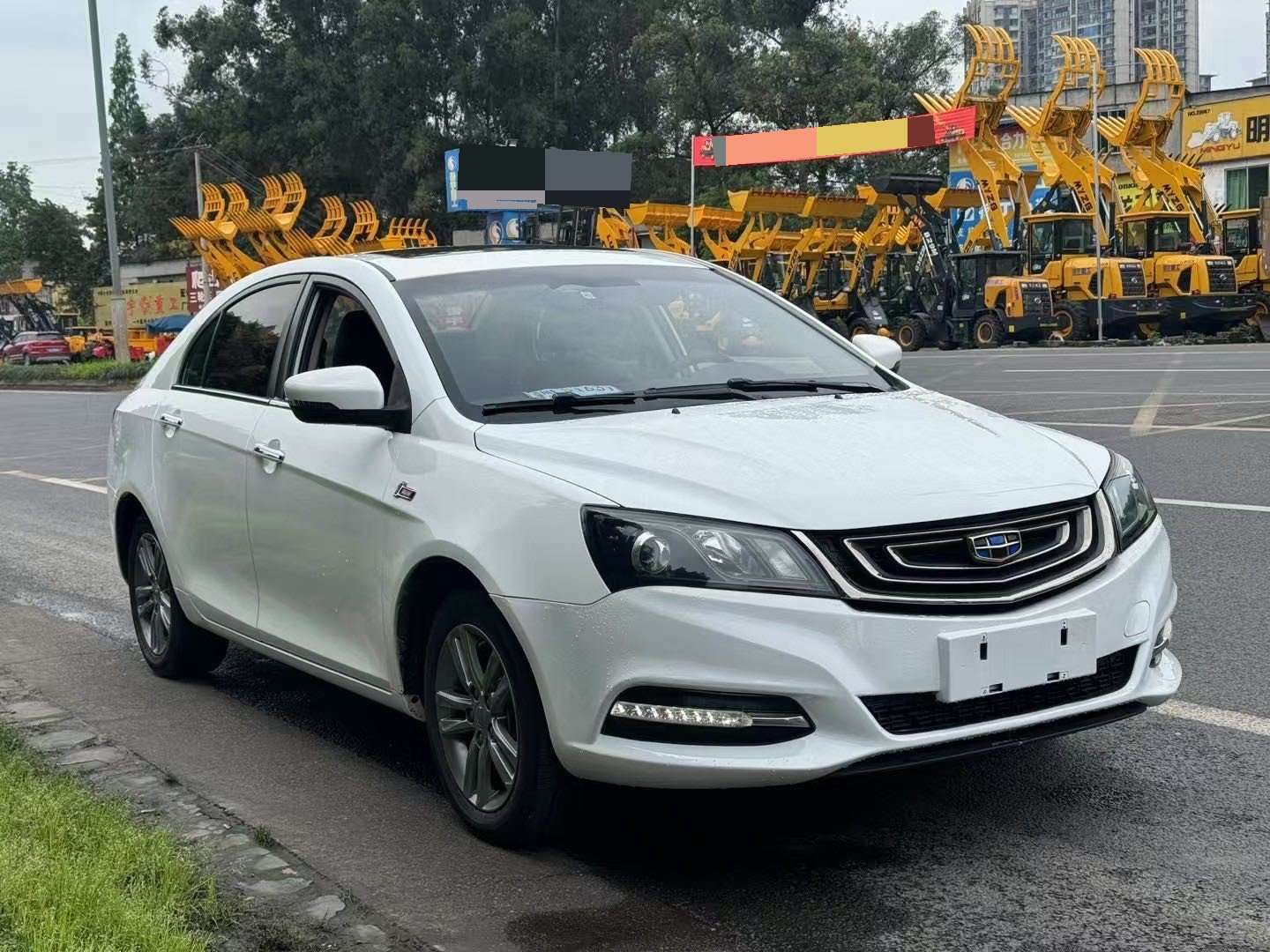 GEELY Emgrand 2018 صورة سيارة #2