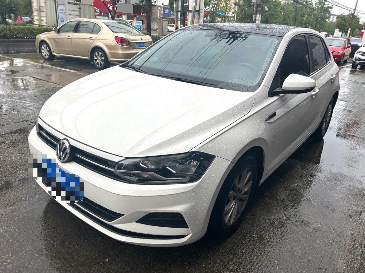 Volkswagen Polo 2021 car image 