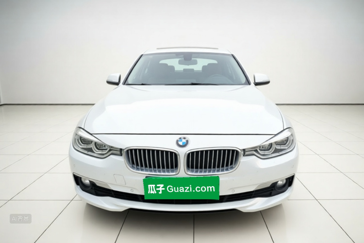 BMW 3 Series 2018 #3 BMW 3 Series 2018 car image #3