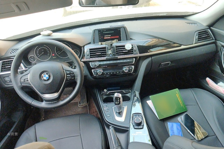 BMW 3 Series GT 2018 car image #11