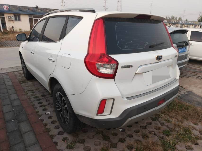 GEELY Vision X6 2017 #2 GEELY Vision X6 2017 car image #2