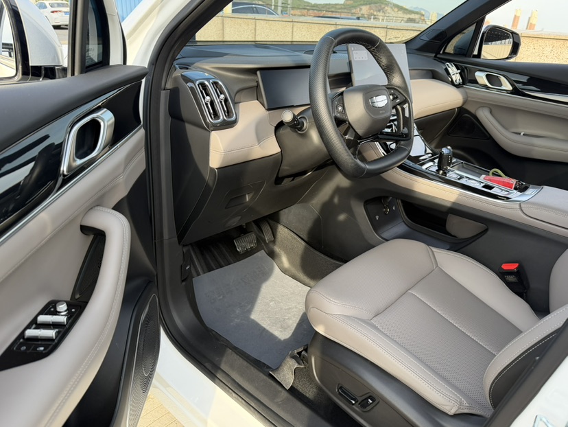 GEELY Boyue L 2025 #4 GEELY Boyue L 2025 car image #4