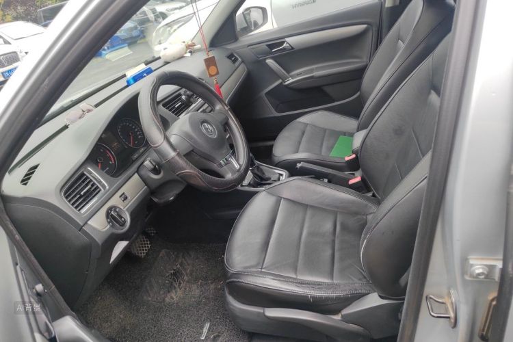 Volkswagen Lavida 2014 car image #17