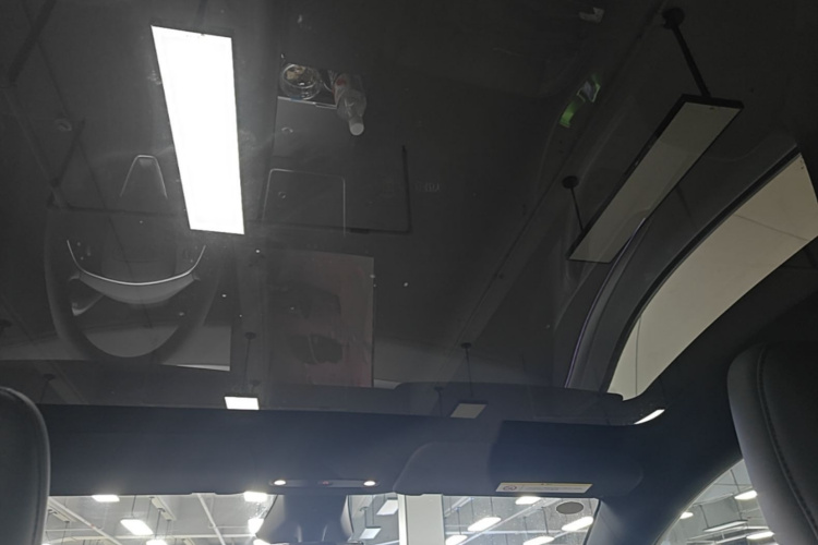 Tesla Model Y 2026 car image #18