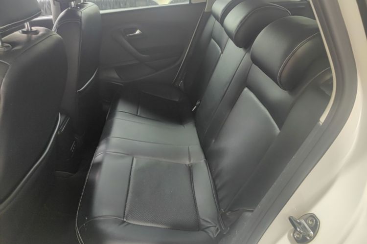 Volkswagen Polo 2018 #17 Volkswagen Polo 2018 car image #17