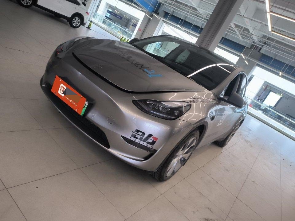 Tesla Model Y 2023 Tesla Model Y 2023 car image