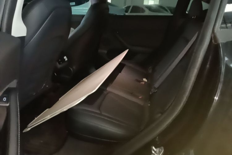 Tesla Model Y 2022 #17 Tesla Model Y 2022 car image #17
