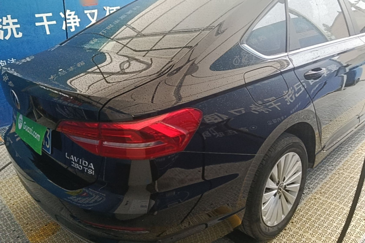 Volkswagen Lavida 2020 car image #7
