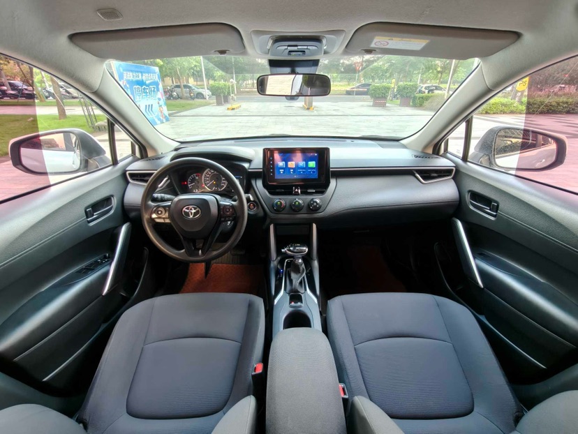 Toyota Corolla Cross 2022 #6 Toyota Corolla Cross 2022 car image #6