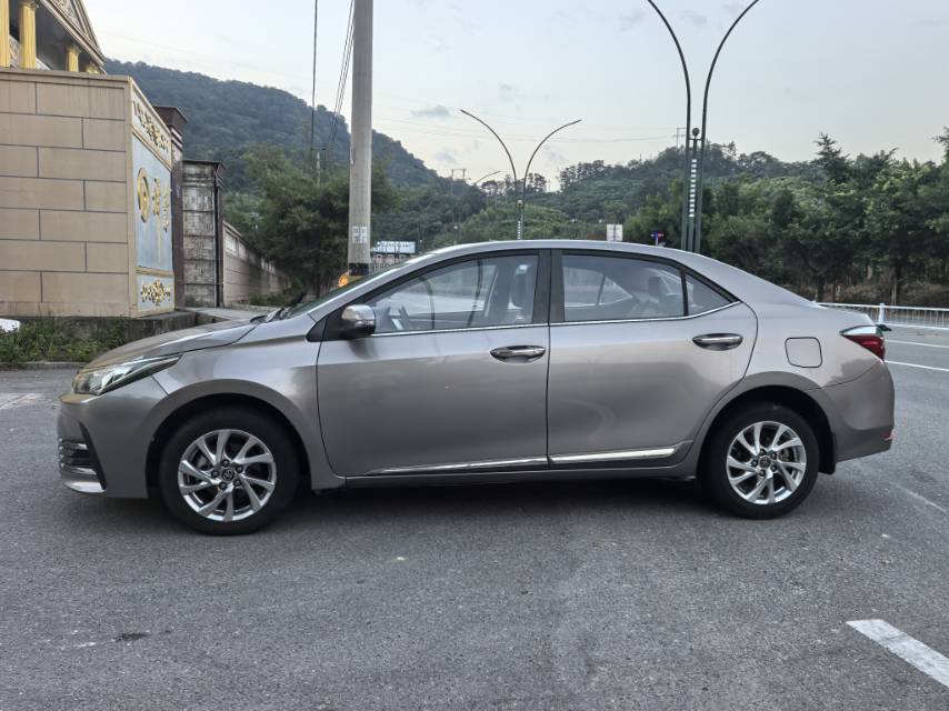 Toyota Corolla 2017 #3 Toyota Corolla 2017 car image #3