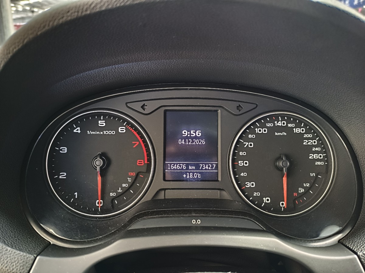 Audi A3 2015 car image #8