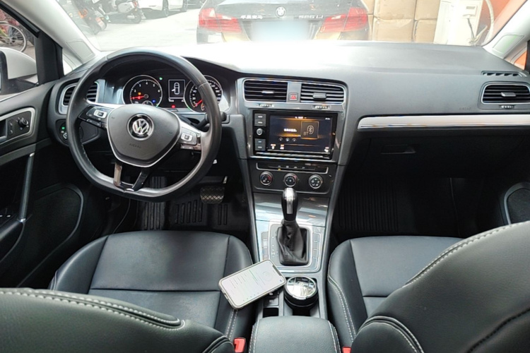Volkswagen Golf 2019 #11 Volkswagen Golf 2019 car image #11