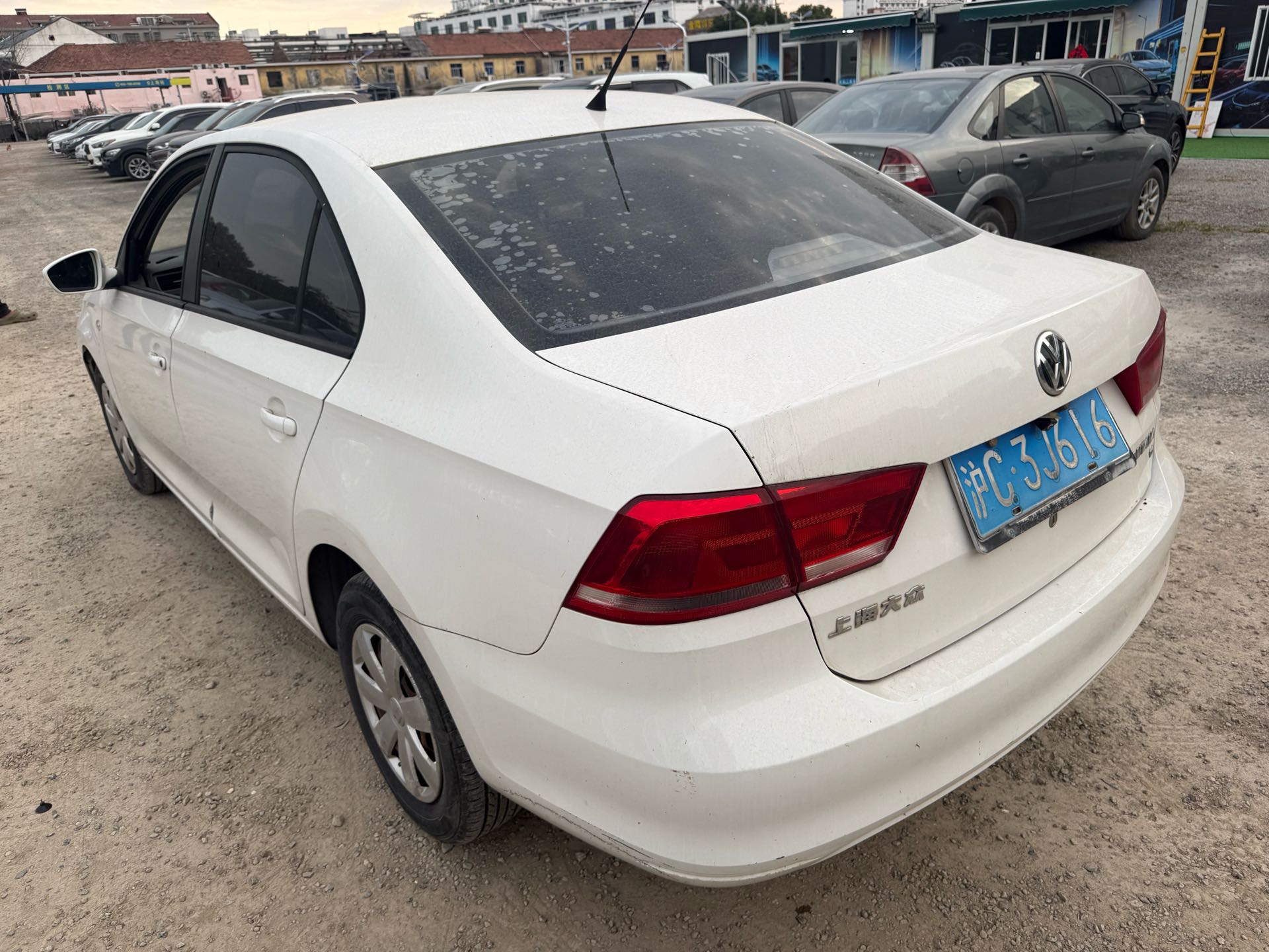 Volkswagen Santana 2013 immagine di auto #8