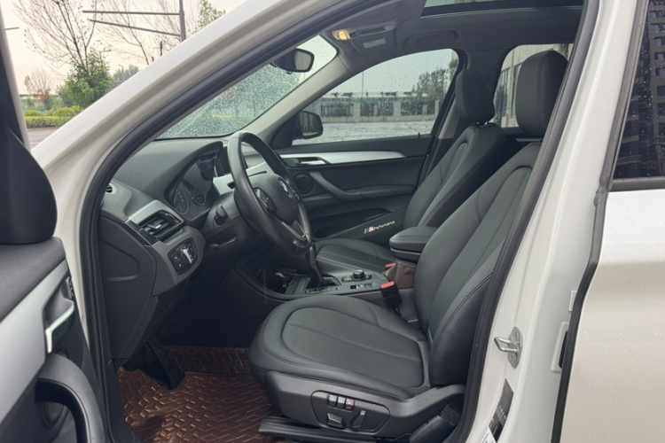 BMW X1 2019 #7 BMW X1 2019 car image #7
